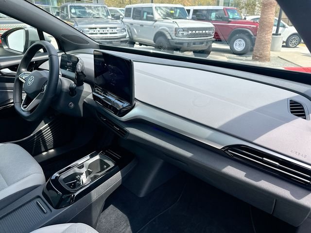 Used 2022  Volkswagen Pro S image 31