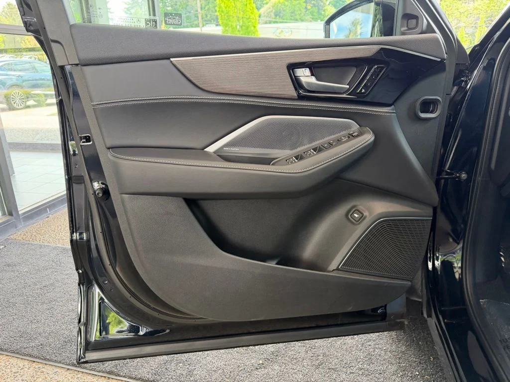 New 2026 Majestic Black Pearl Acura SH-AWD with Advance Package image 11