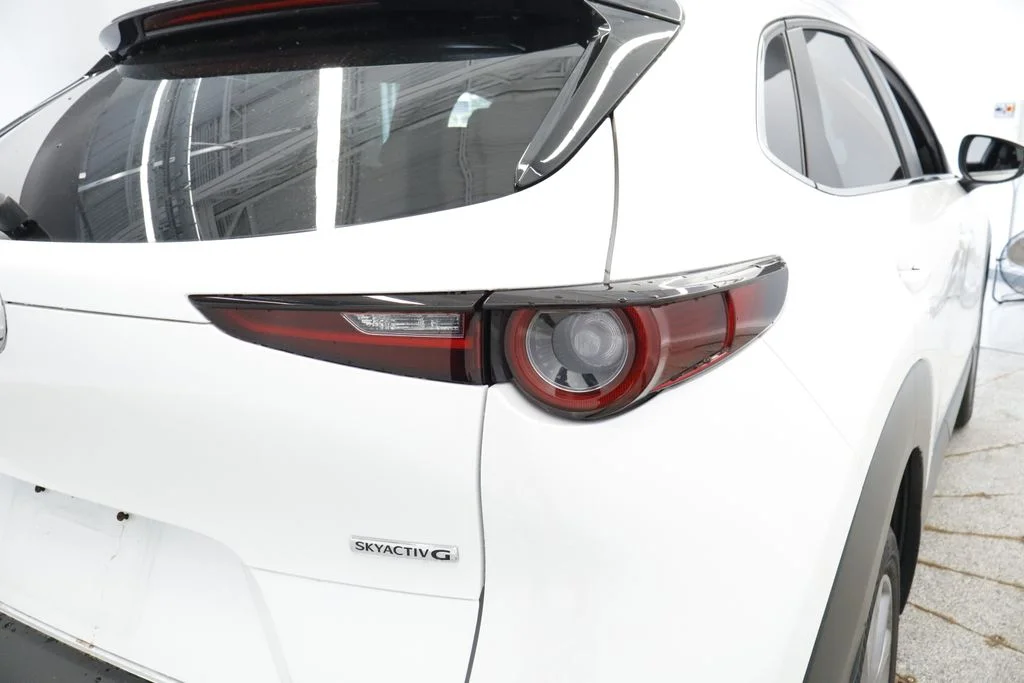 Certified Used 2022 White Mazda 2.5 S Preferred Package image 19