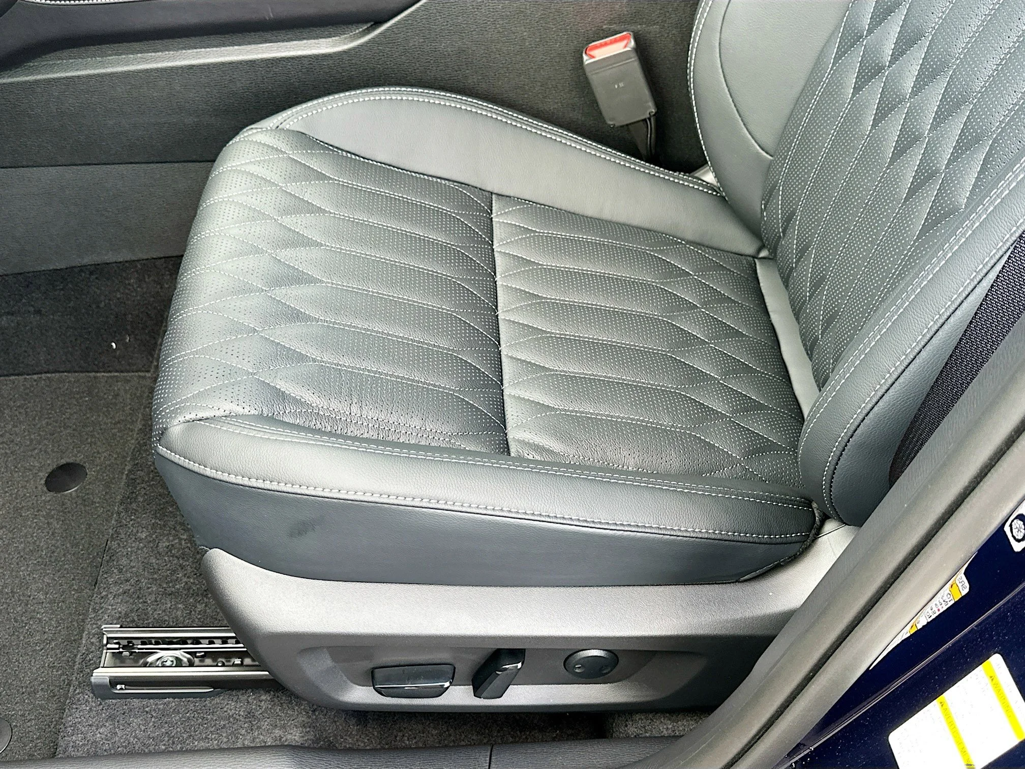 2026 Mitsubishi Outlander SEL - Photo 14