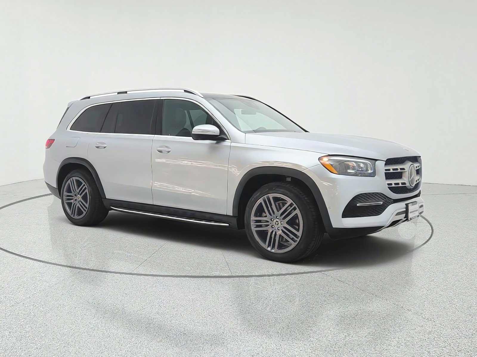 Certified Used 2022 Cirrus Silver Metallic Mercedes-Benz GLS 450 4MATIC® SUV image 3