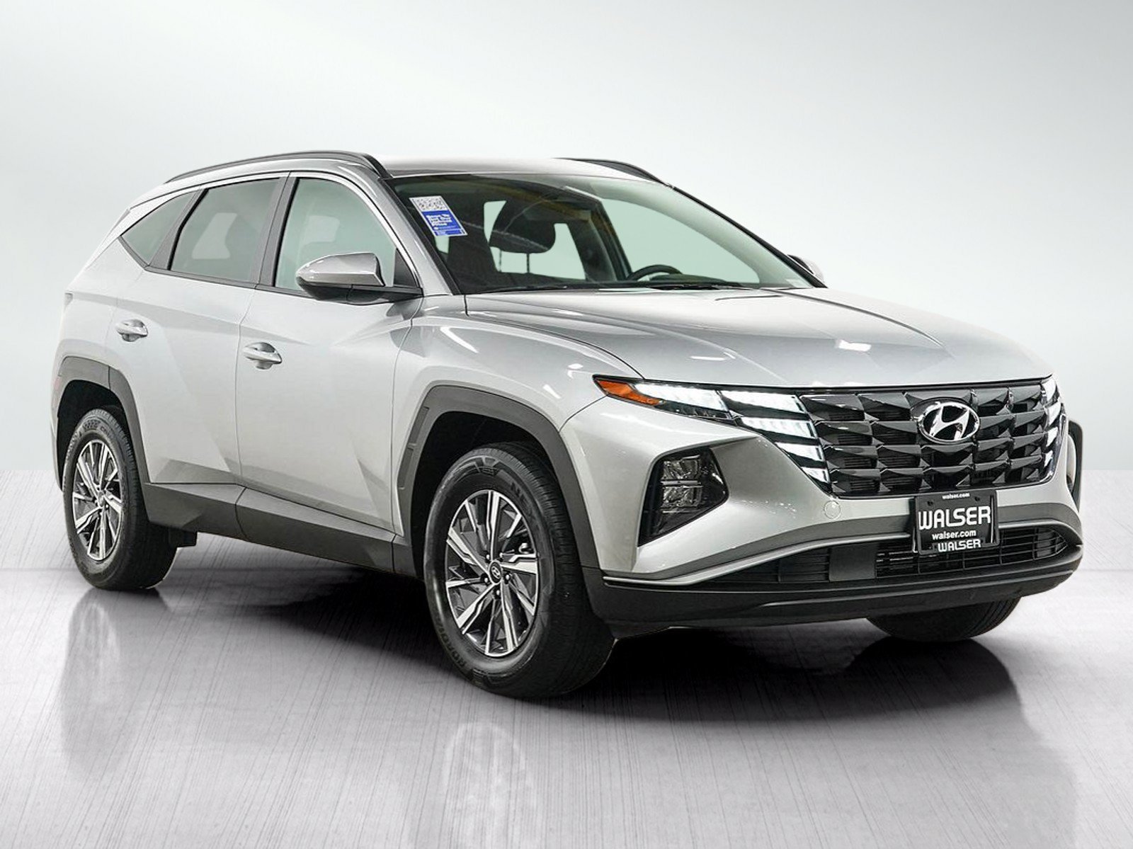 Used 2024 Shimmering Silver Hyundai Blue AWD image 7