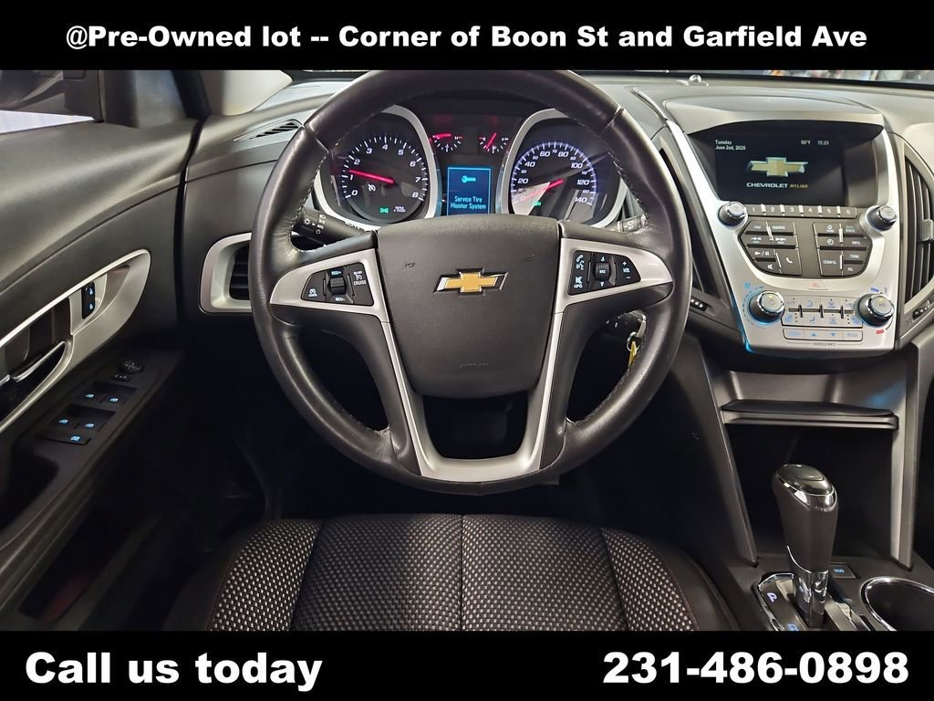 Used 2017 SILVER ICE METALLIC Chevrolet LT image 17