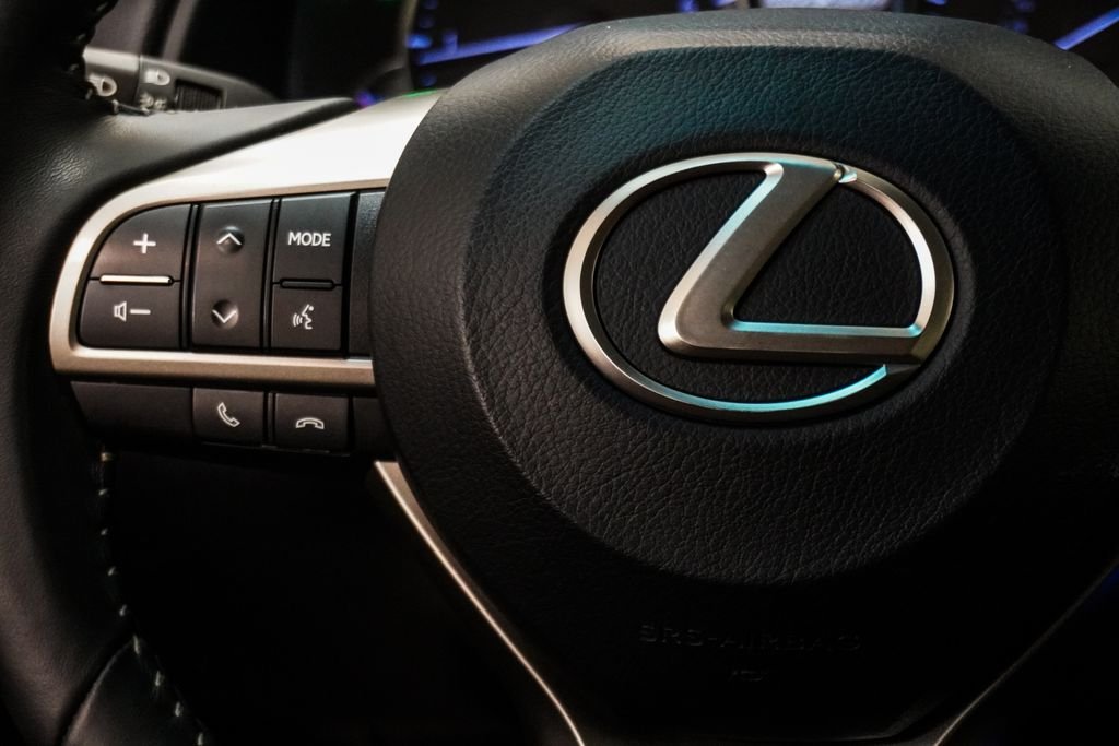 Used 2019 Silver Lexus 350 image 16