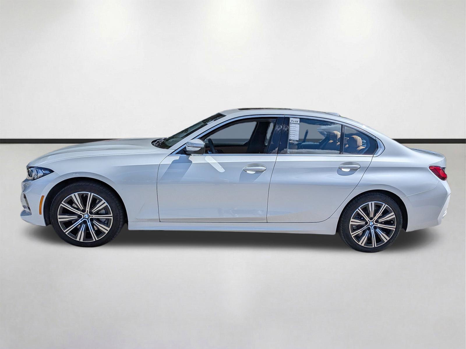 Used 2025 Mineral White Metallic BMW 330i xDrive image 7