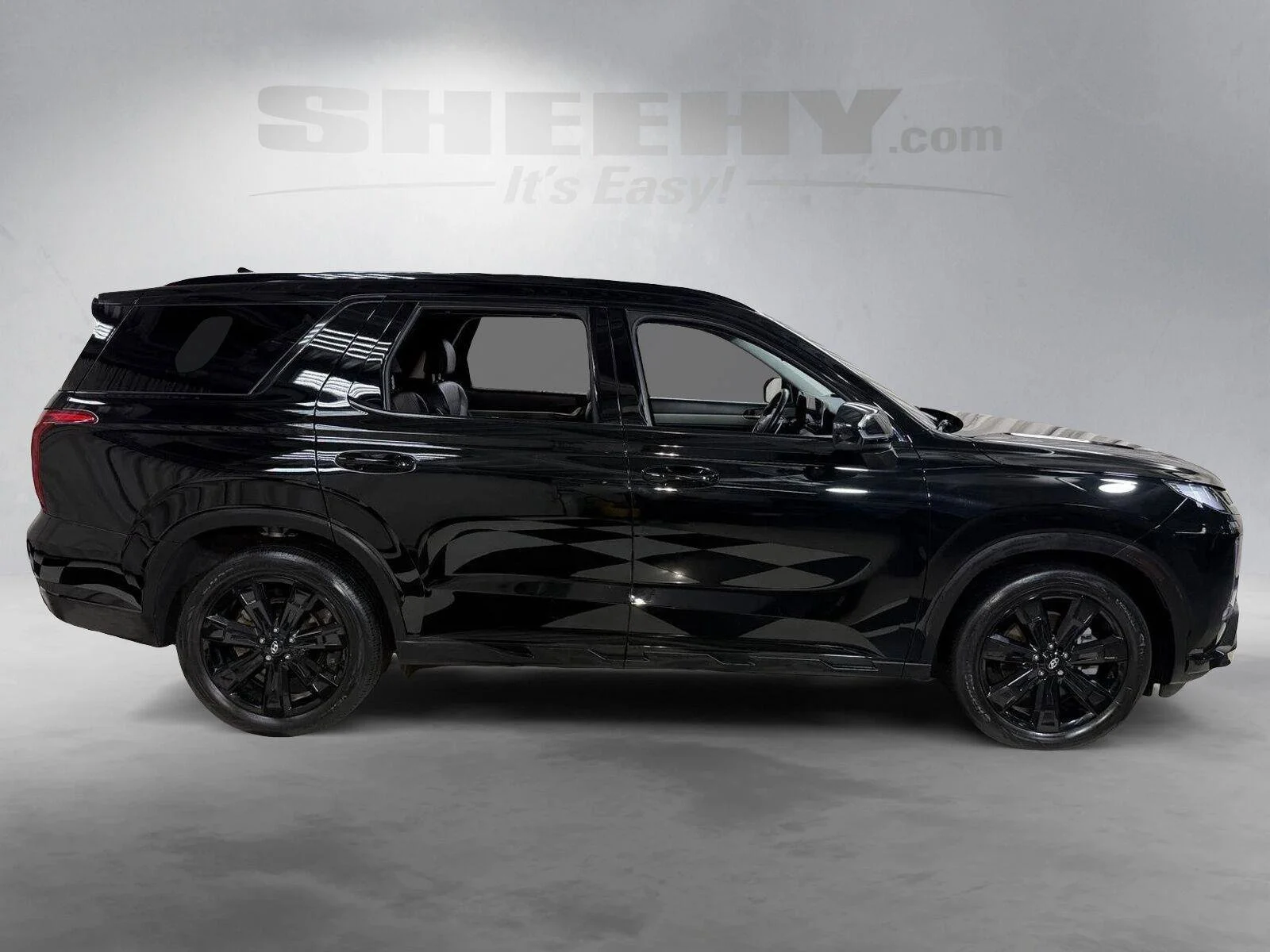 Used 2024 Black Hyundai XRT image 10