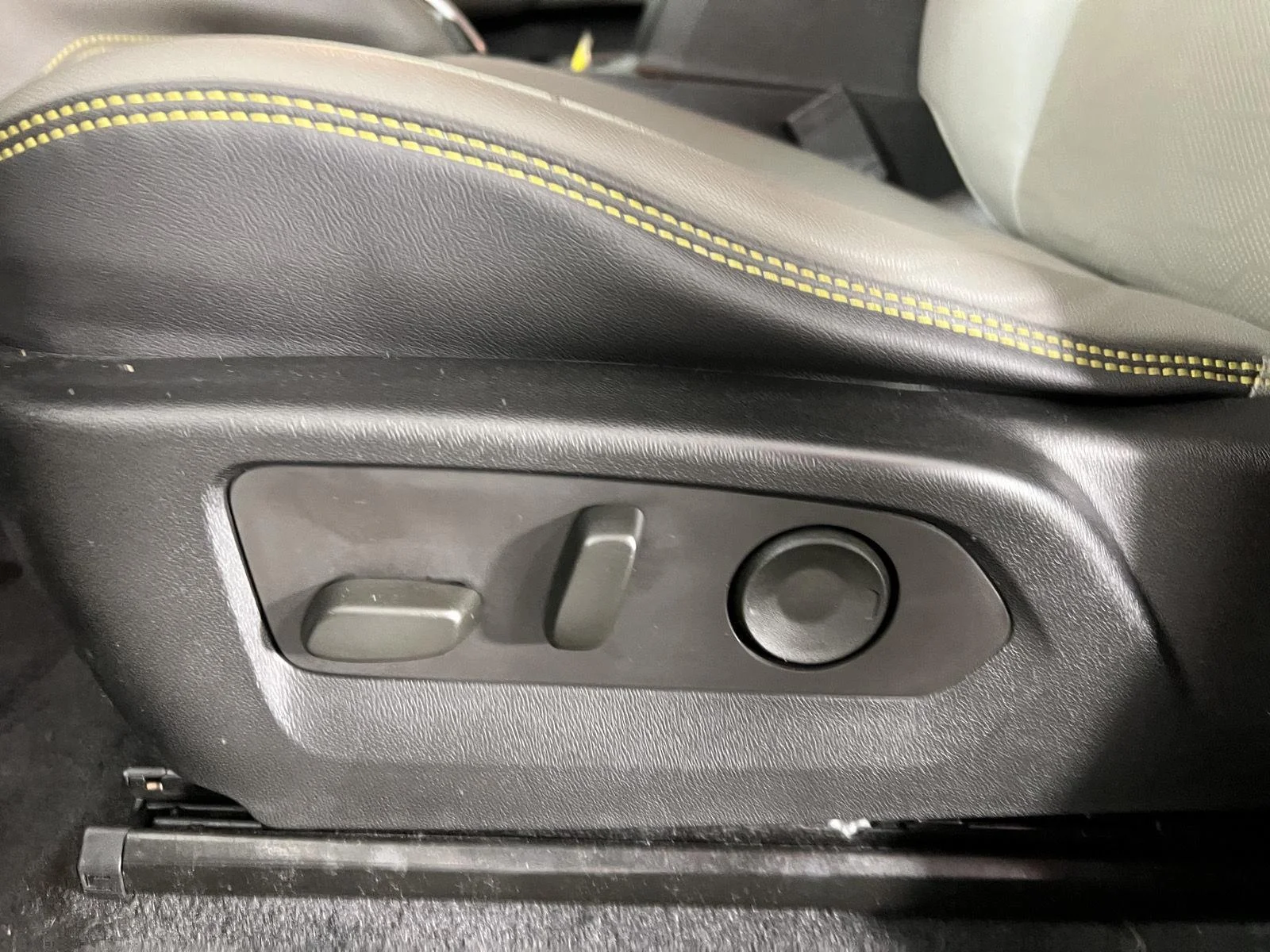 Used 2023 Black Chevrolet ZR2 image 19