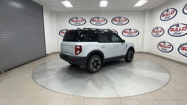 New 2026 Space White Metallic Ford Outer Banks image 10