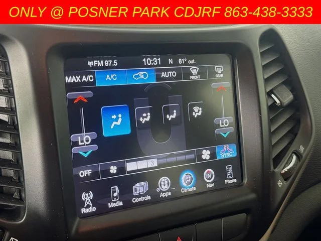 Used 2014 Red Jeep Latitude image 16