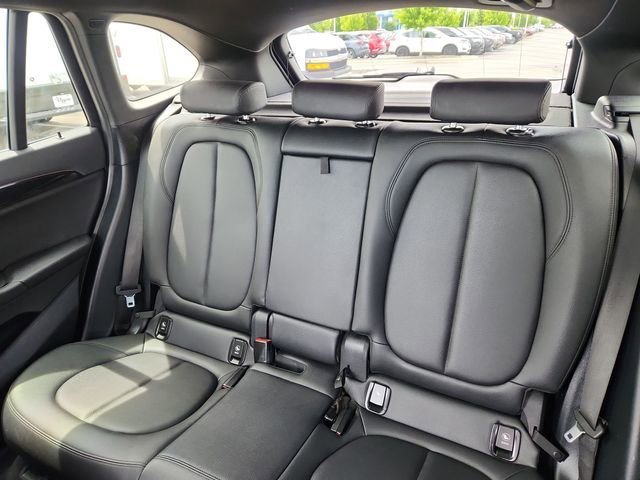 Used 2019 Blue BMW xDrive28i image 29