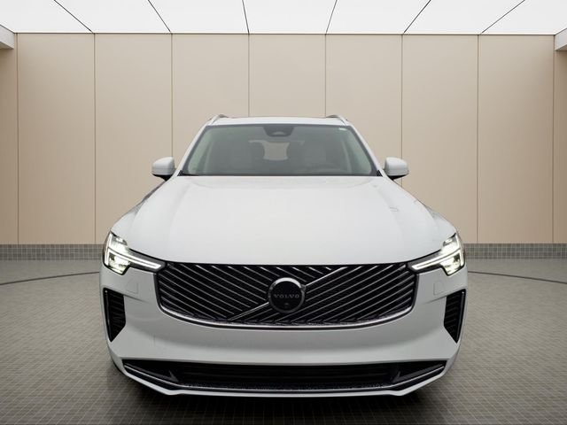 New 2026 Crystal White Volvo Ultra image 4