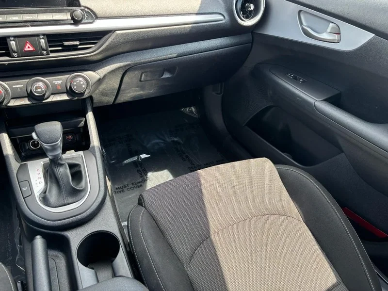 Used 2024 Steel Gray Kia LXS image 15