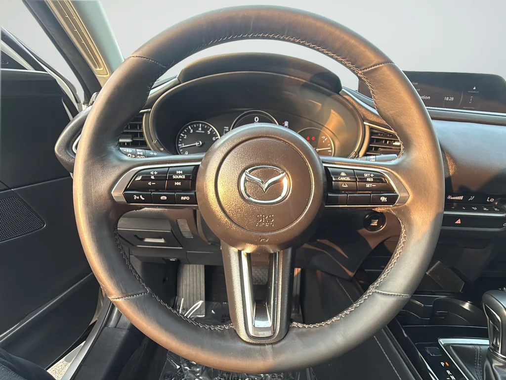 Used 2024 White Mazda 2.5 S Select Sport image 33