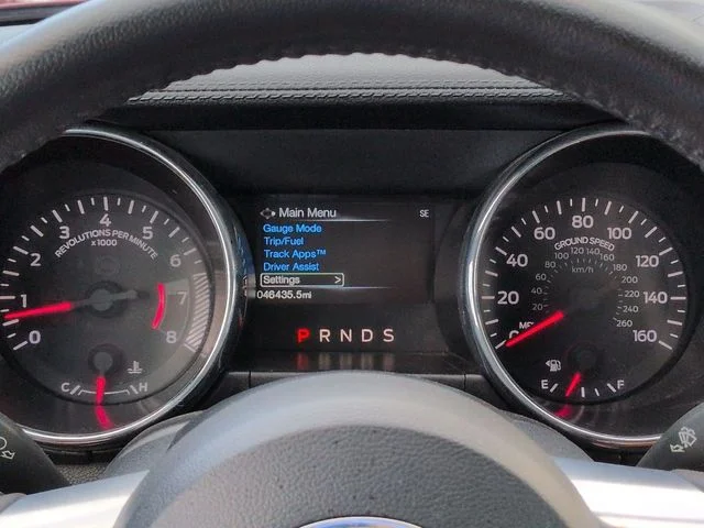 Used 2015 Ruby Red Metallic Tinted Clearcoat Ford V6 image 24