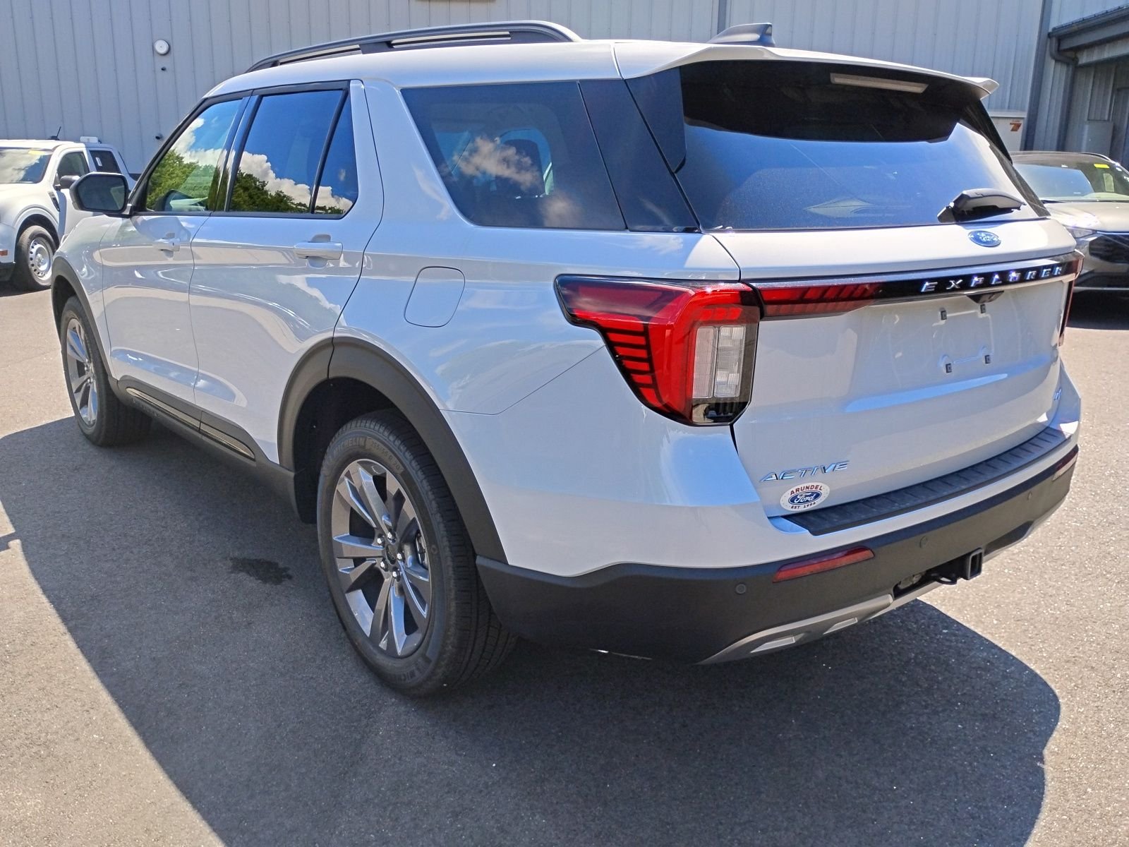 New 2026 Space White Metallic Ford Active image 5