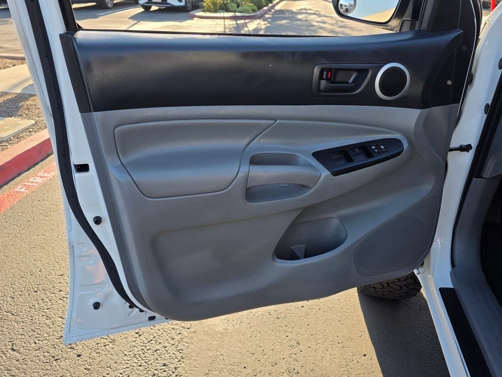 2015 Toyota Tacoma PreRunner - Photo 20