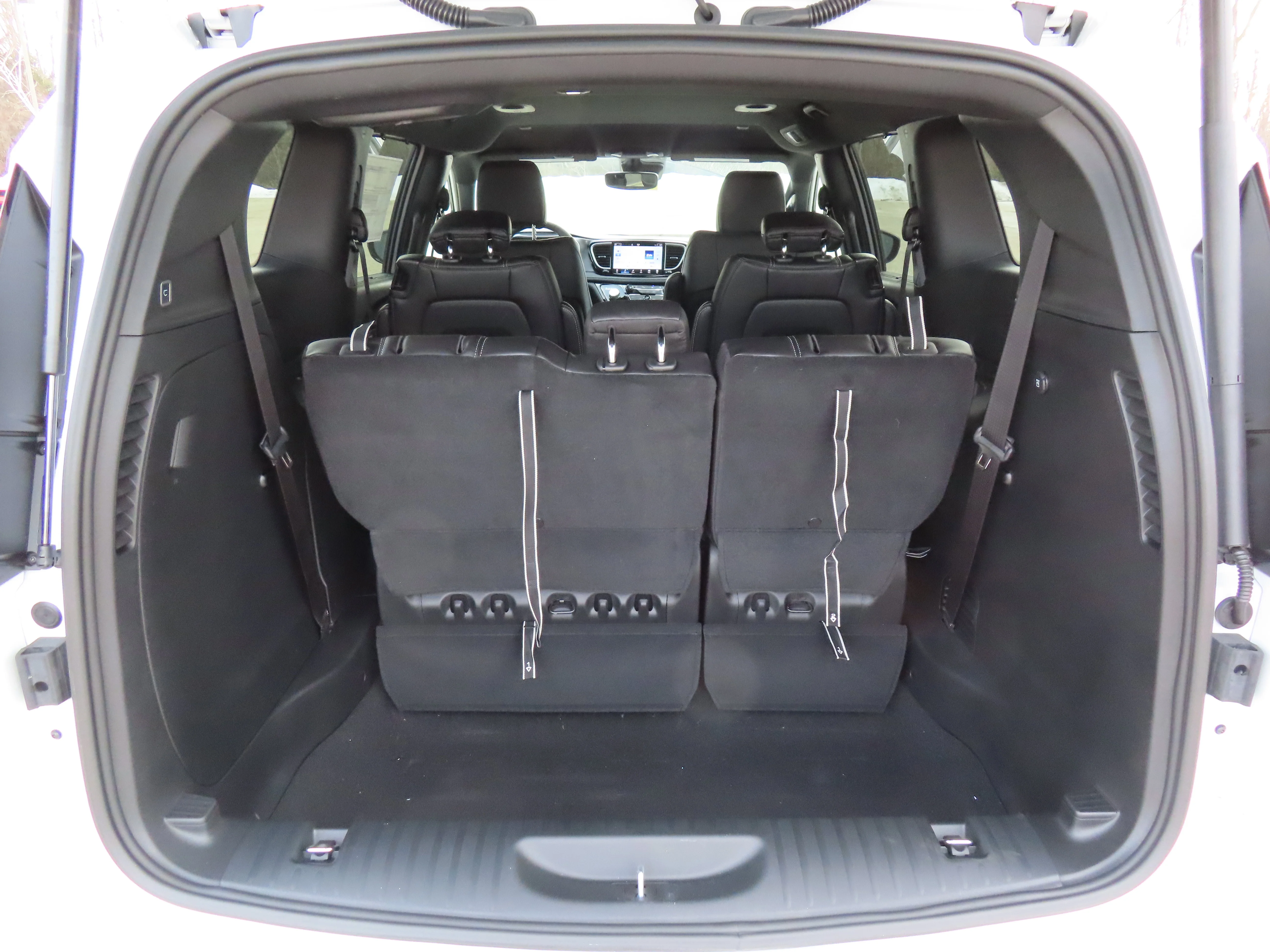 2026 Chrysler Pacifica Select - Photo 7