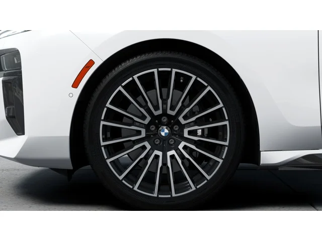 New 2026 Mineral White Metallic BMW 740i image 7