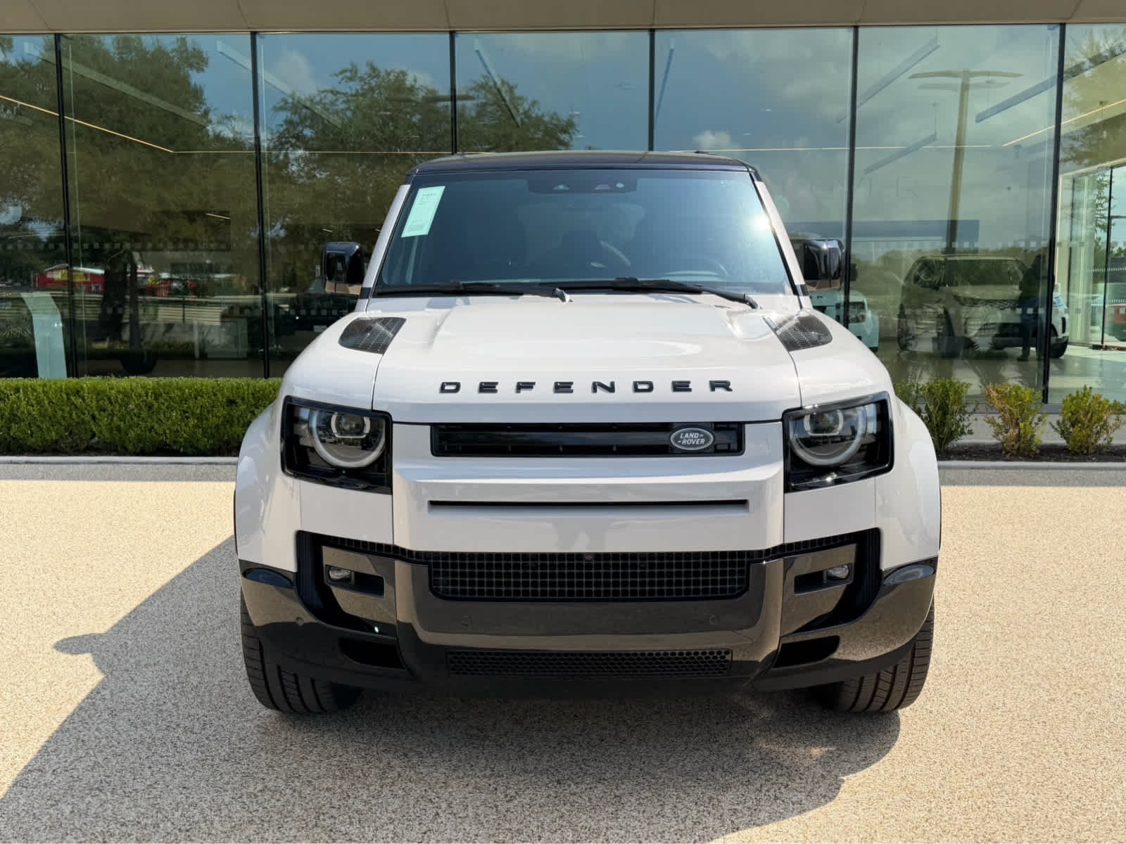 New 2026 Borasco Grey Land Rover X-Dynamic SE image 2
