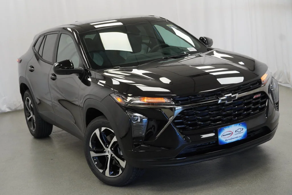 New 2026 Mosaic Black Metallic Chevrolet 1RS image 12