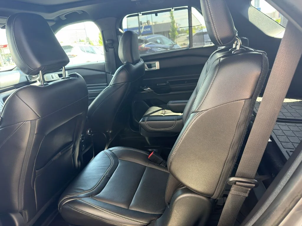 2021 Ford Explorer ST - Photo 19