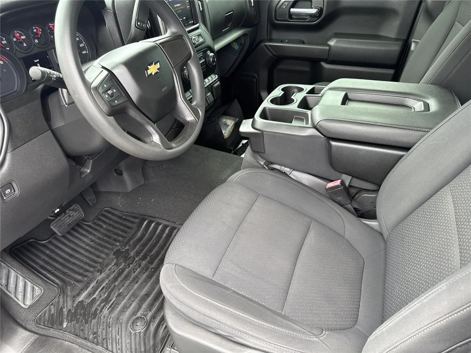 Used 2021 SILVER ICE METALLIC Chevrolet Custom image 10
