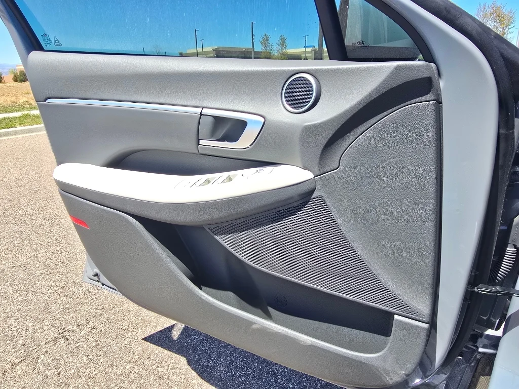 Used 2026 Transmission Blue Hyundai SEL Sport image 17