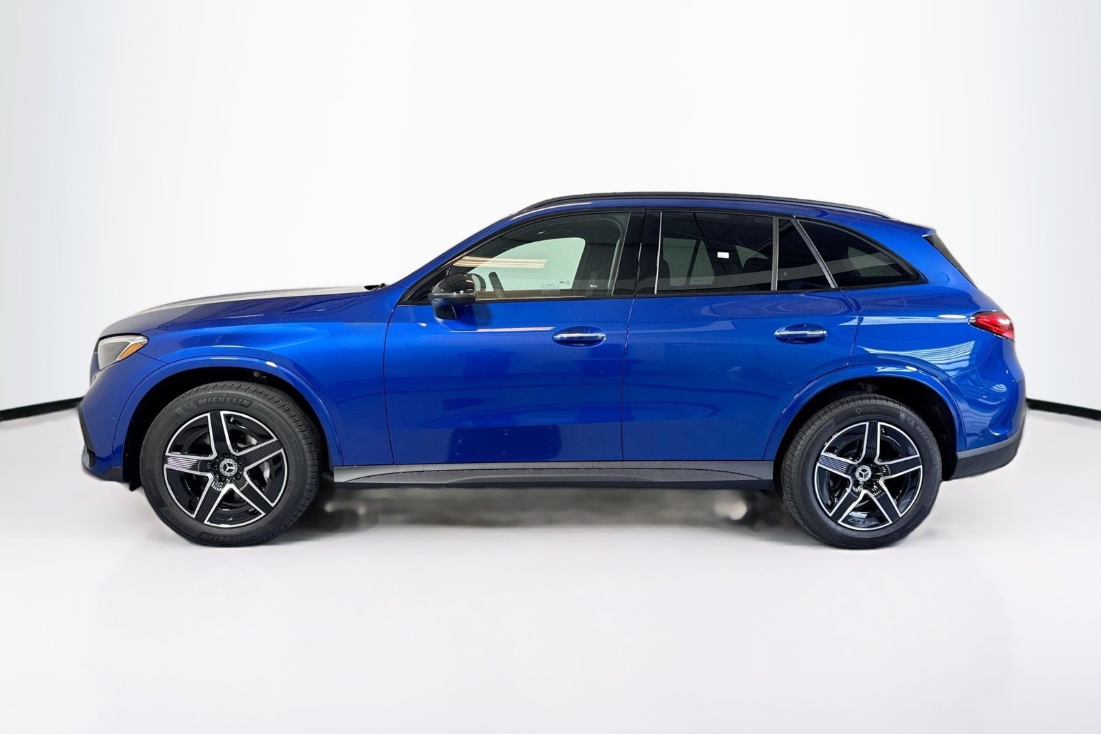New 2026 Starling Blue Metallic Mercedes-Benz GLC 300 image 5