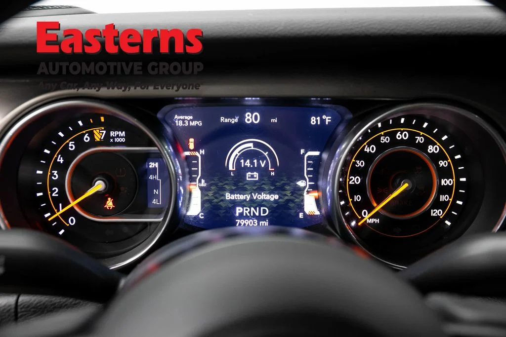 Used 2018 White Jeep Unlimited Sport S image 18