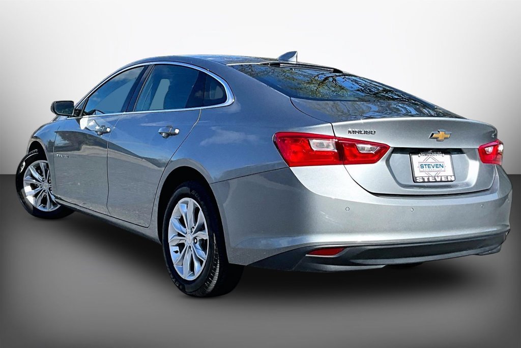 Used 2024 Gray Chevrolet LT image 4