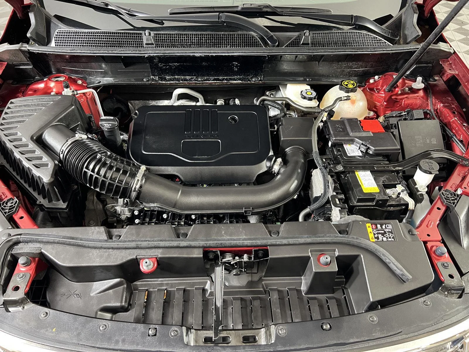 Used 2023 Volcanic Red Tintcoat GMC SLE image 26