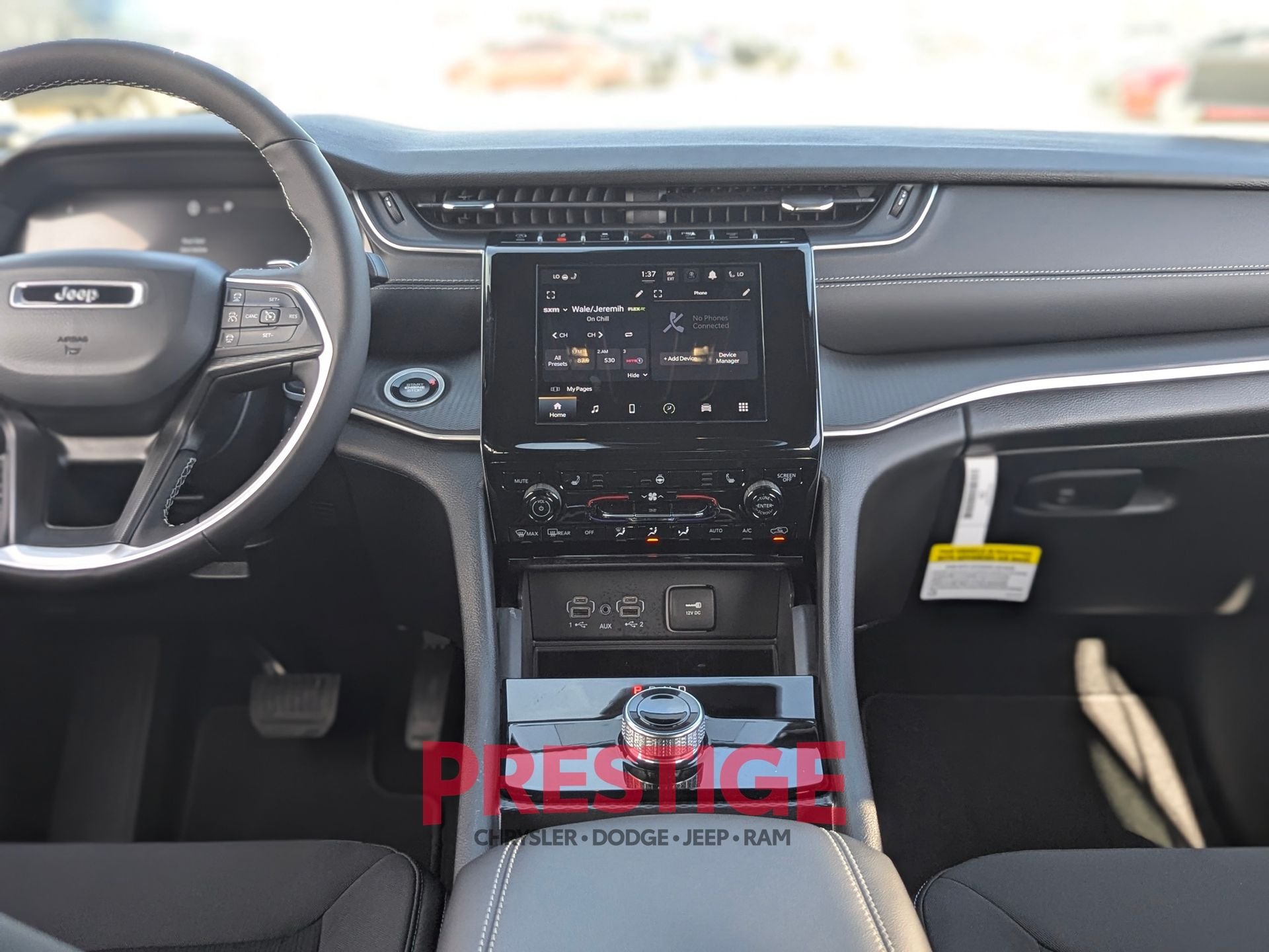 New 2026 Silver Zynith Exterior Paint Jeep Laredo X image 17