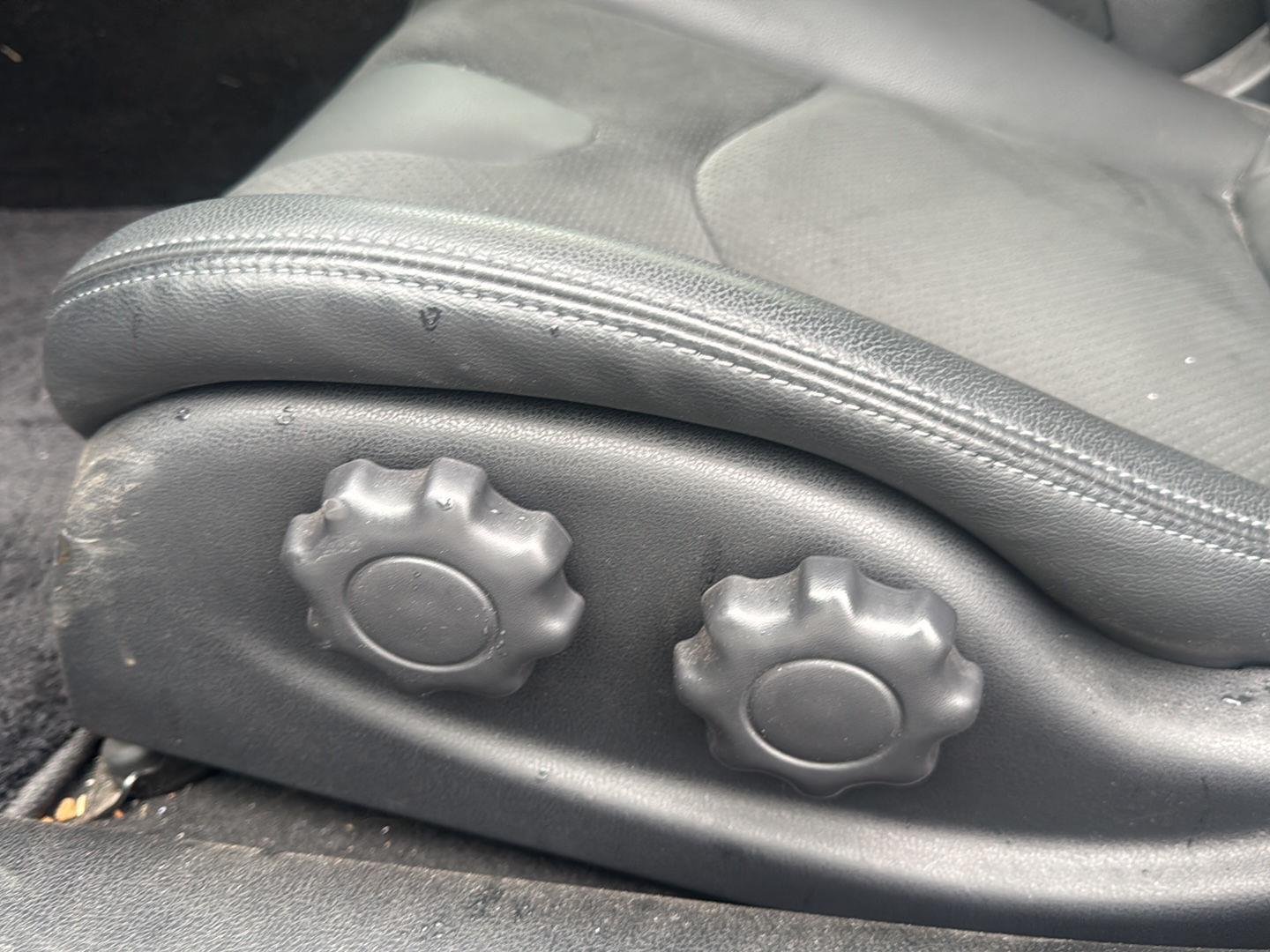 Used 2024 Boulder Gray/Super Black Nissan Performance image 7