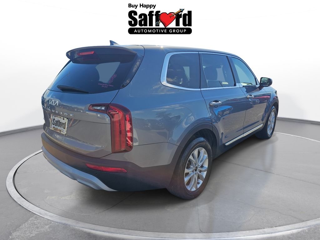 Used 2022 Silver Kia LX image 5