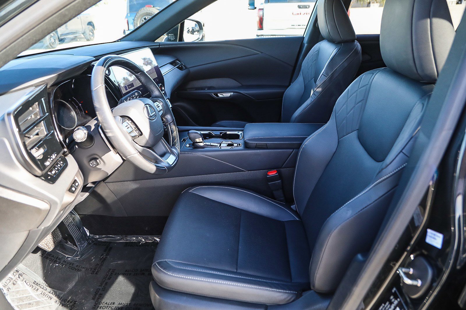 2024 Lexus RX 350 - Photo 16