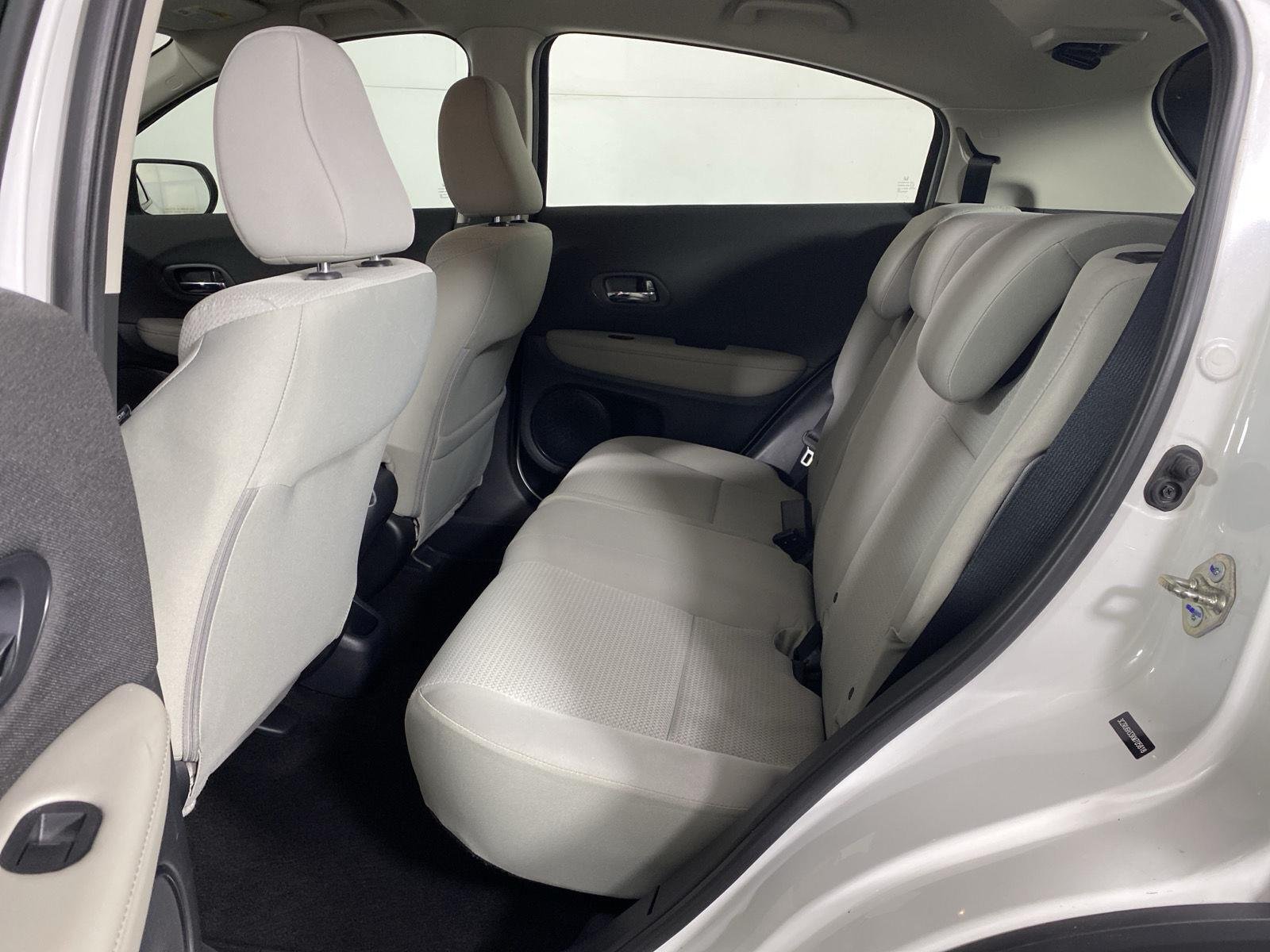 Used 2019 Platinum White Pearl Honda LX image 25