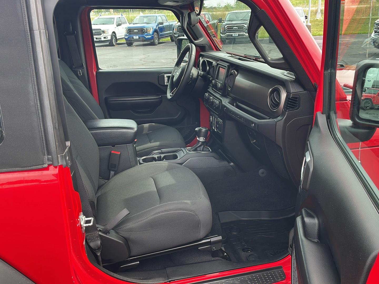Used 2019 Firecracker Red Clearcoat Jeep Sport S image 26