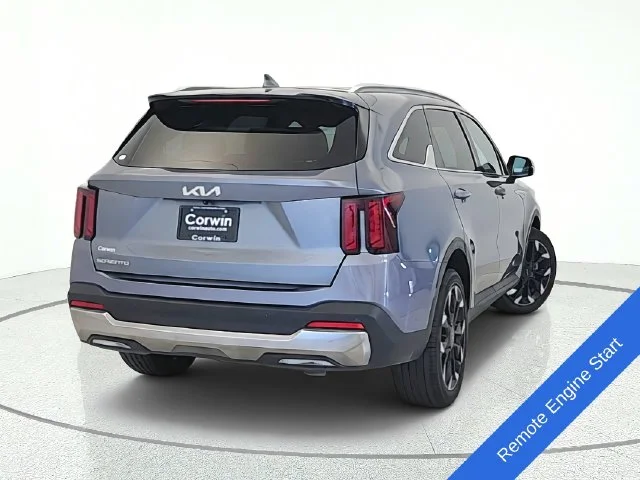 Used 2025 Everlasting Silver Kia EX image 5