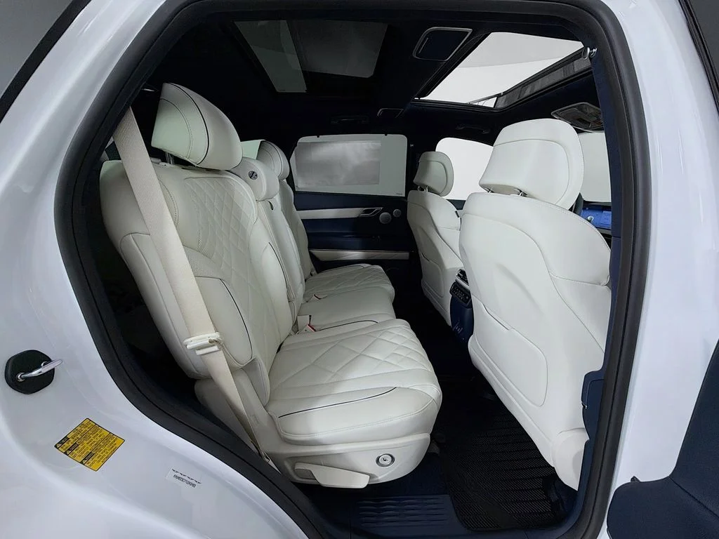 New 2026 Uyuni White Genesis 3.5T Prestige image 30