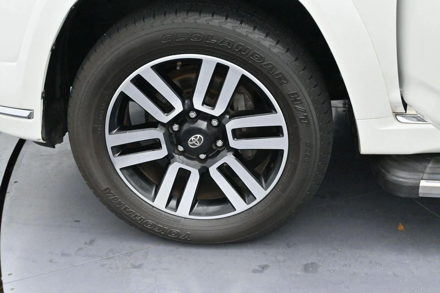 Used 2019 Blizzard Pearl Toyota Limited image 44