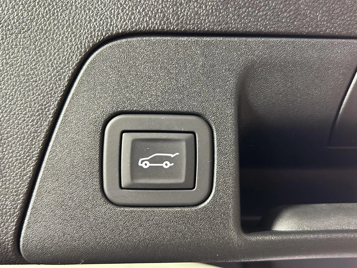Used 2026 Gray Metallic BUICK Sport Touring image 9