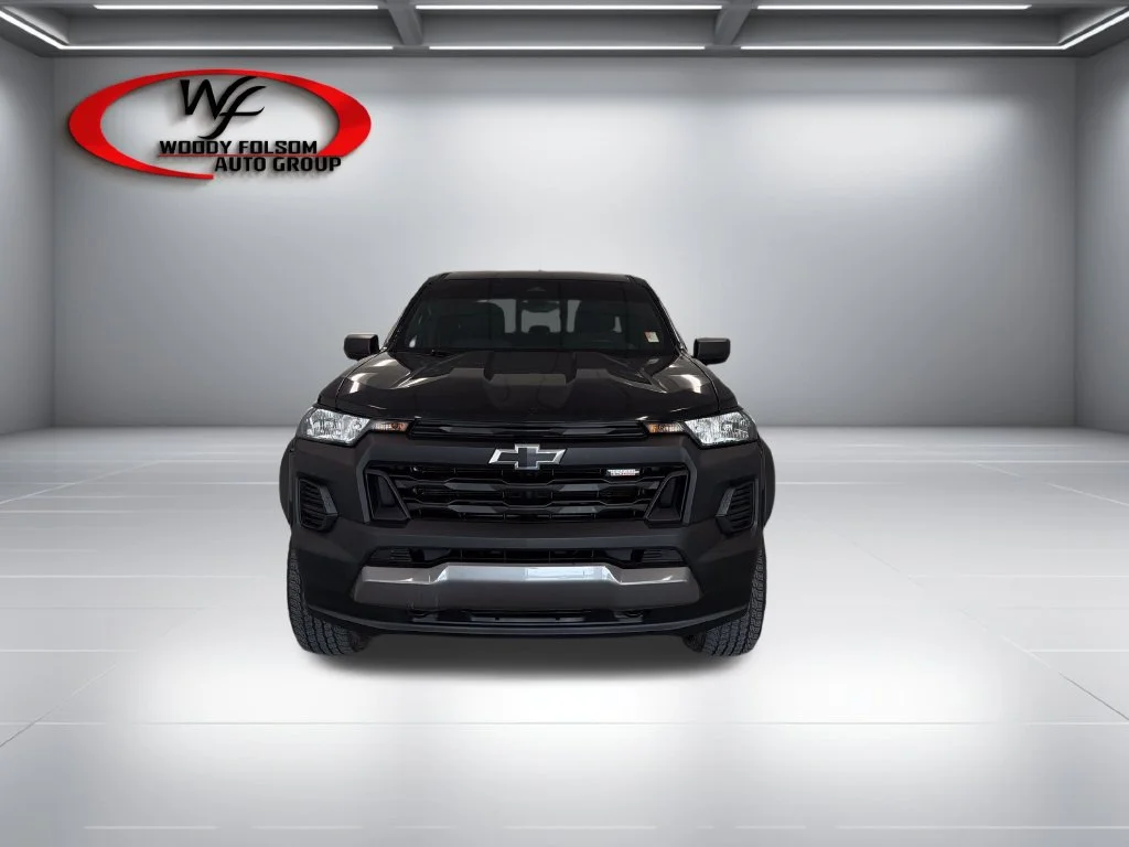 Used 2024 Black Chevrolet Trail Boss image 2