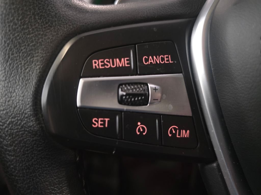 Used 2023 Black BMW xDrive40i image 22