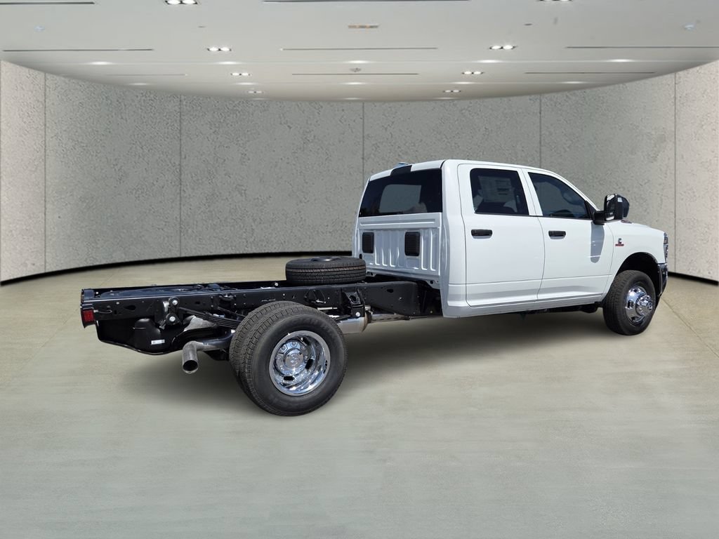 New 2026 Bright White Clear-Coat Exterior Paint RAM Tradesman image 4