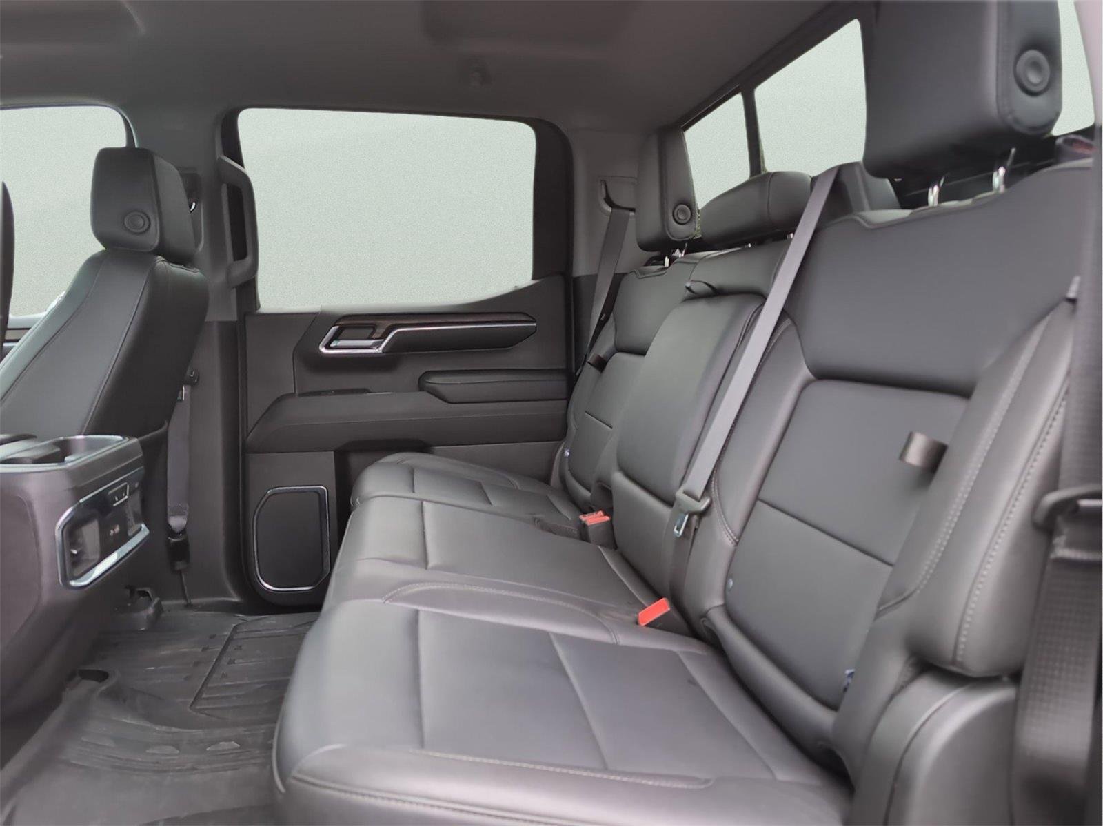 Used 2024 Sterling Metallic GMC SLT image 32