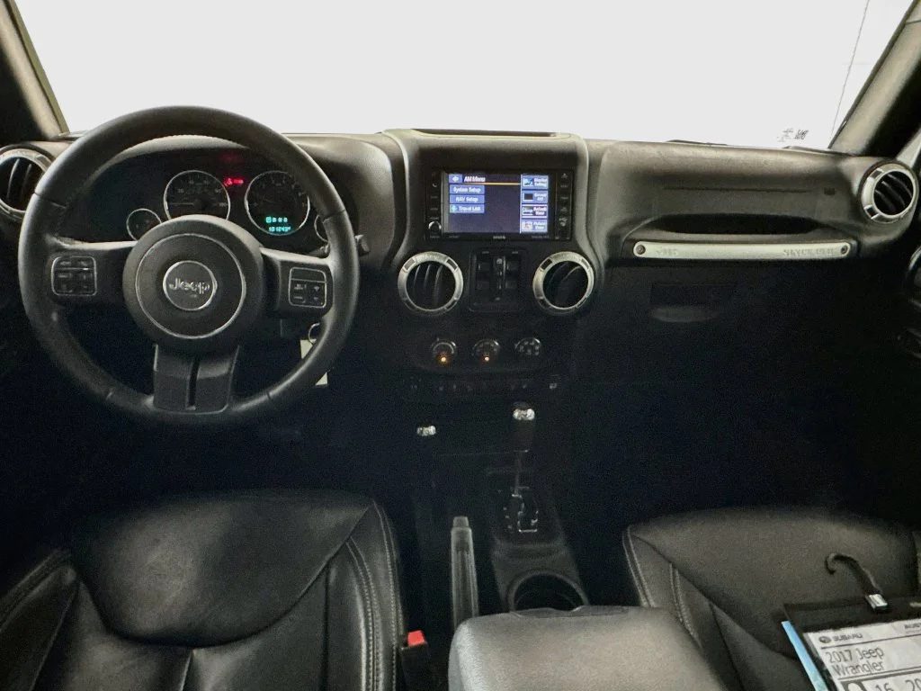 Used 2017 Gray Jeep Unlimited Rubicon image 24