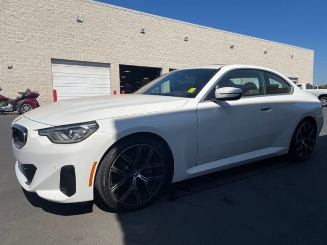 Used 2022 White BMW 230i image 3