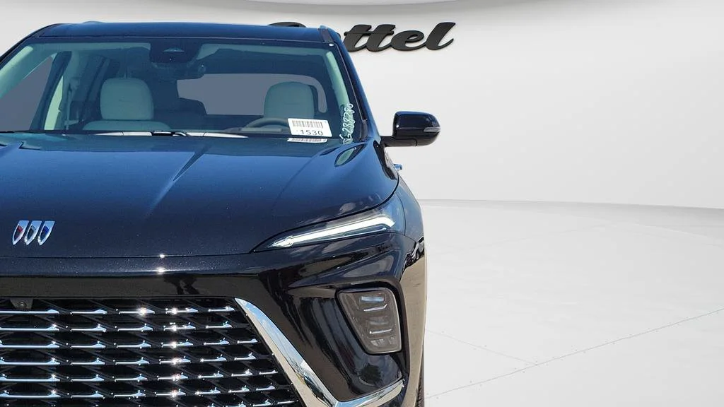 New 2026 Ebony Twilight Metallic Buick Avenir image 9