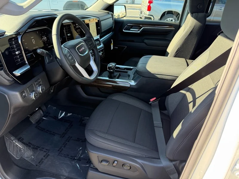 New 2026 Summit White GMC Elevation image 15