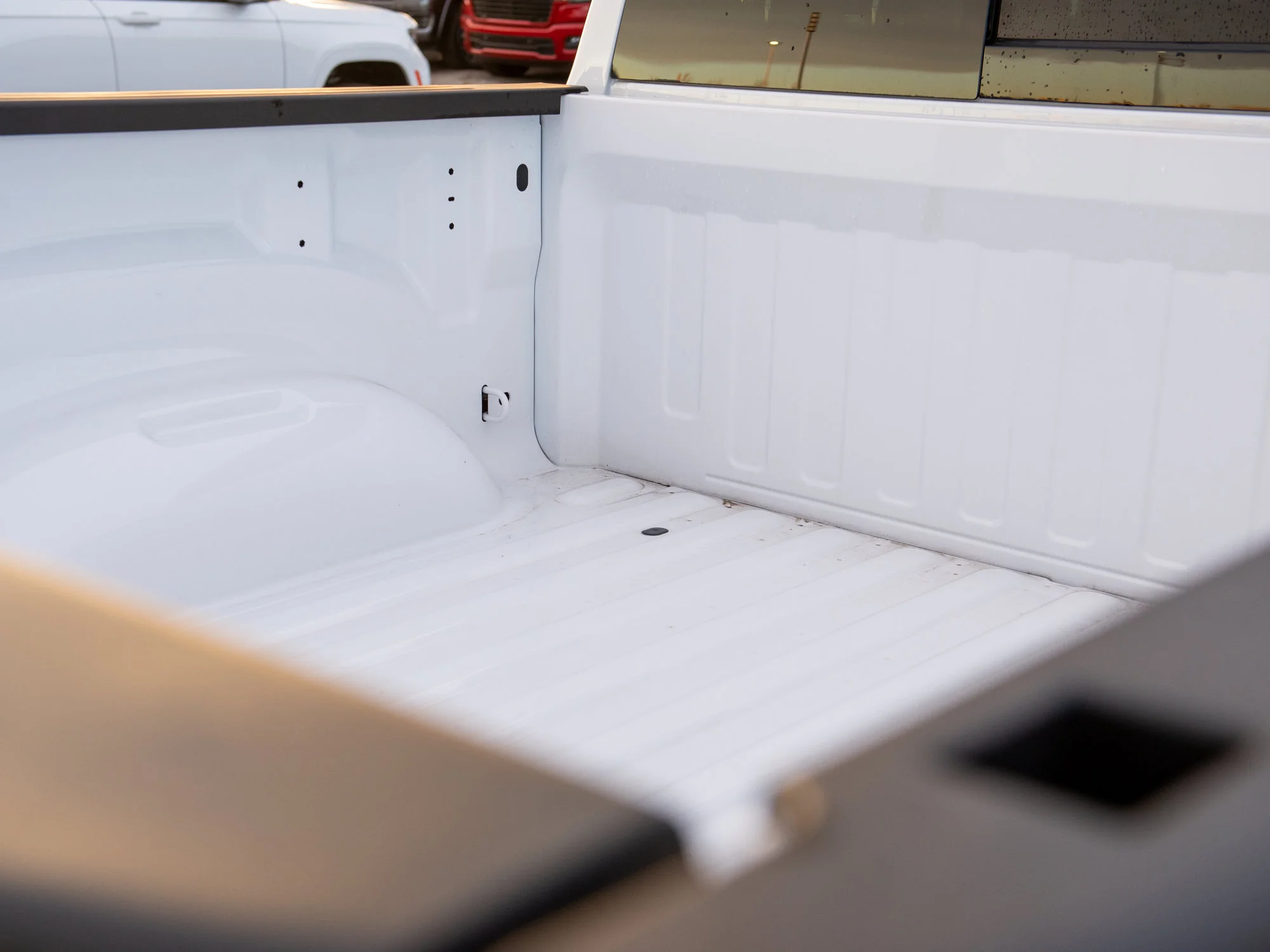 New 2026 White RAM Sport* Crew Cab 4x4, HEMI V8, Heated Seats/Wheel, Alpine Audio, 3.92 Rear Axle image 6